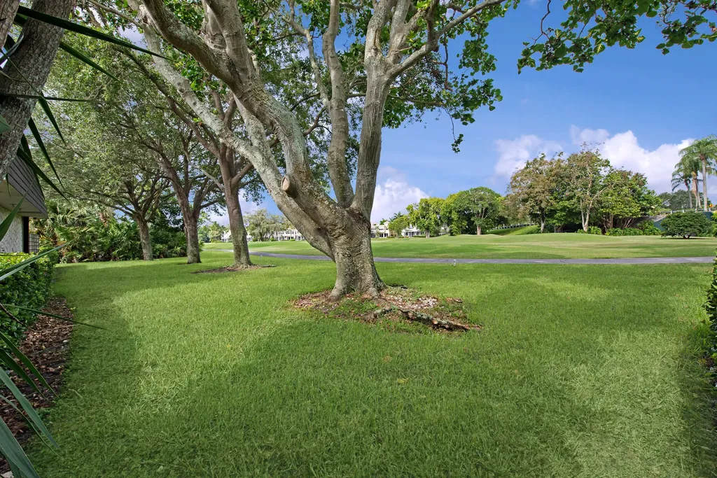 1608 16th Terrace Palm Beach Gardens FL 33418