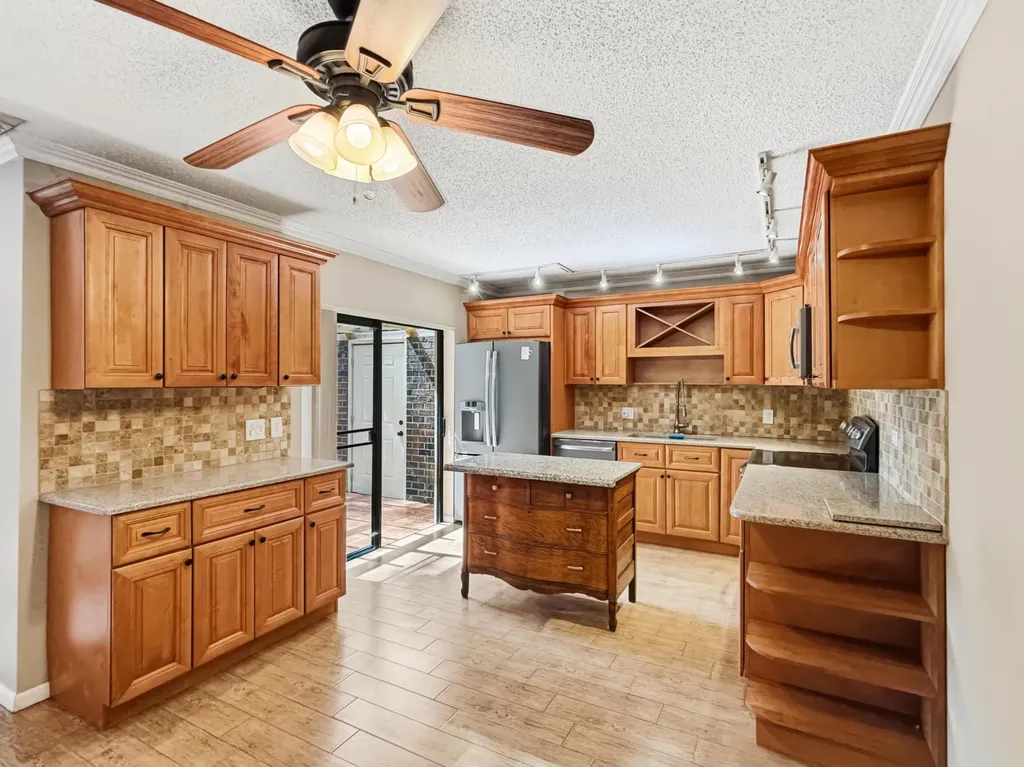 1608 16th Terrace Palm Beach Gardens FL 33418