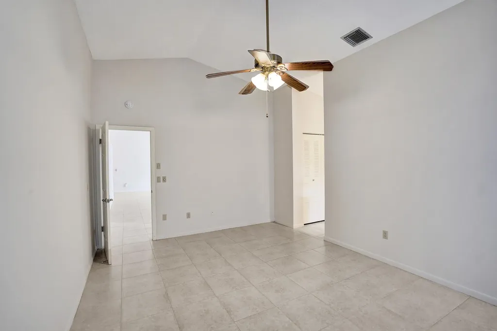 2395 NW 15th Street Delray Beach FL 33445