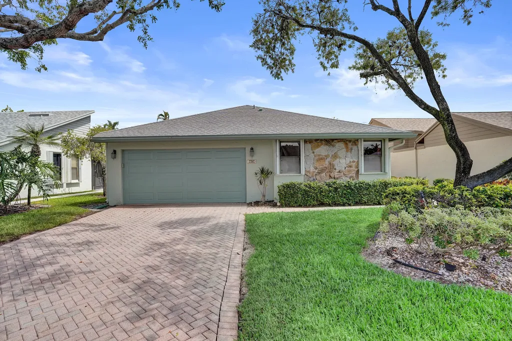 2395 NW 15th Street Delray Beach FL 33445