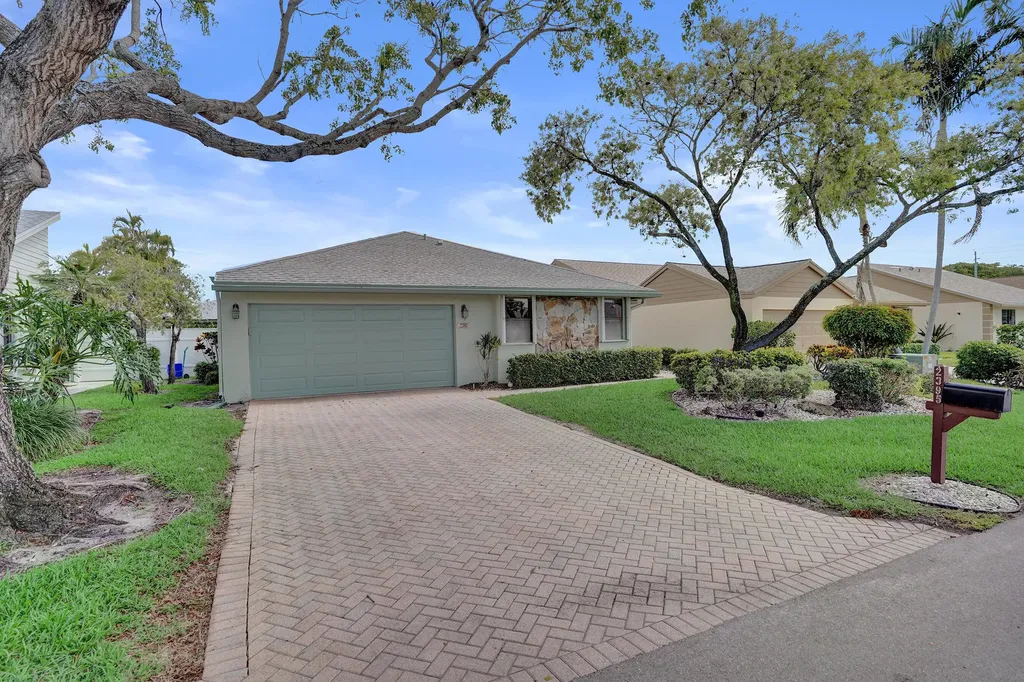 2395 NW 15th Street Delray Beach FL 33445