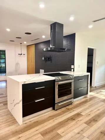 4411 Thomas Street Hollywood FL 33021