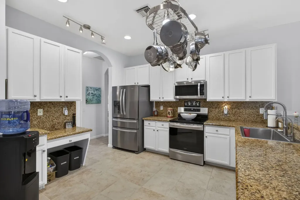 17070 N 90th Street N The Acreage FL 33470