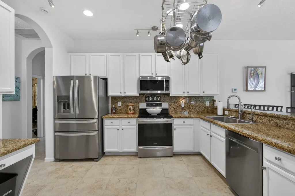 17070 N 90th Street N The Acreage FL 33470