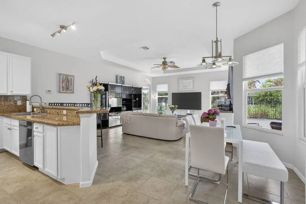17070 N 90th Street N The Acreage FL 33470