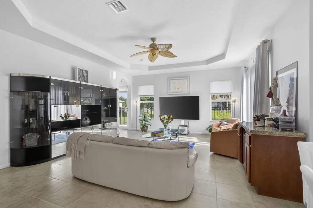 17070 N 90th Street N The Acreage FL 33470