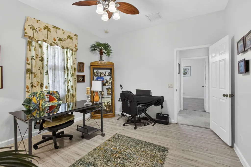 17070 N 90th Street N The Acreage FL 33470