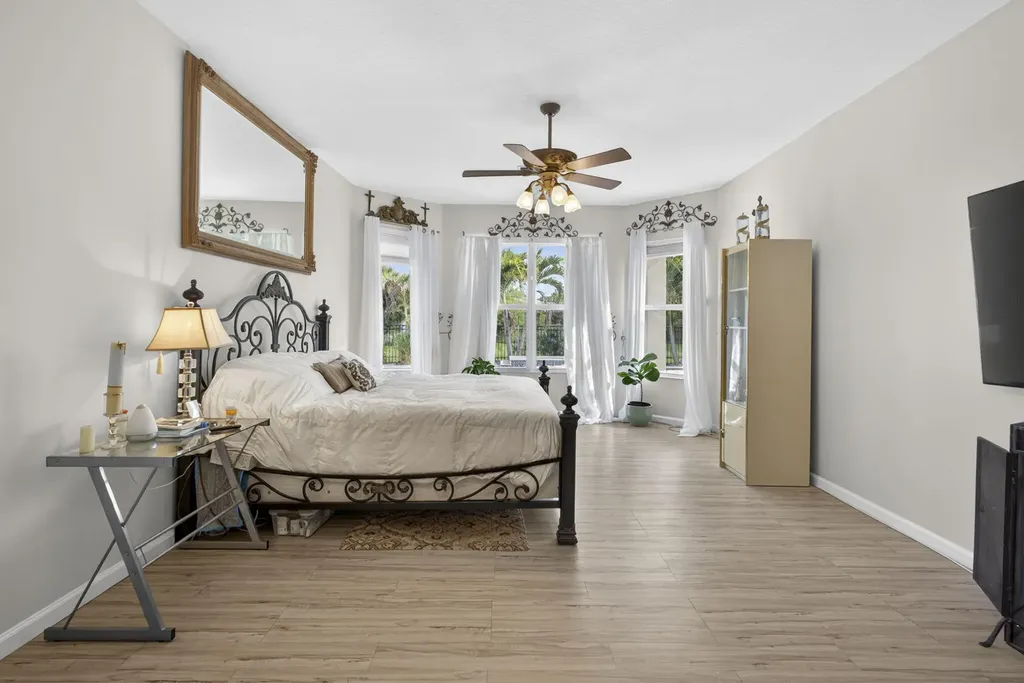 17070 N 90th Street N The Acreage FL 33470