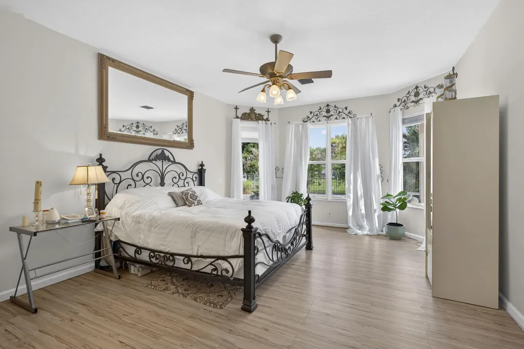 17070 N 90th Street N The Acreage FL 33470