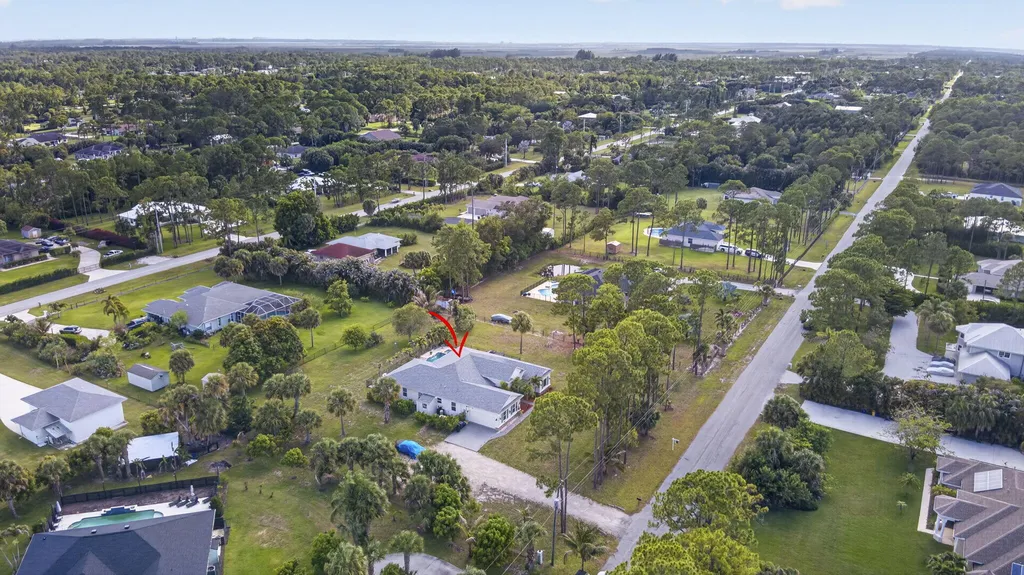 17070 N 90th Street N The Acreage FL 33470
