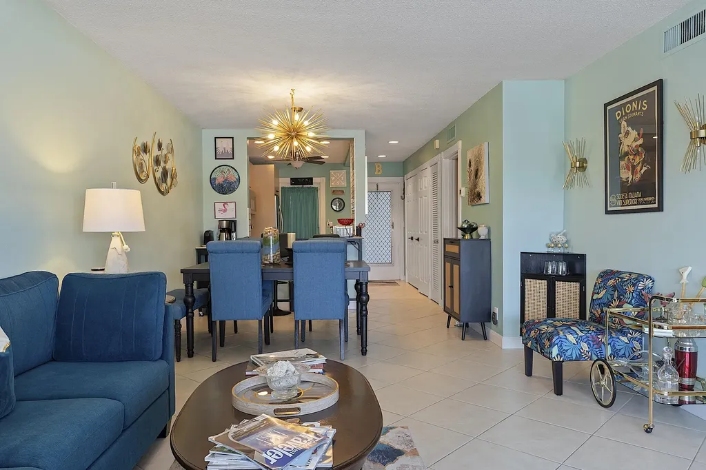 455 Paradise Isle Boulevard Hallandale Beach FL 33009