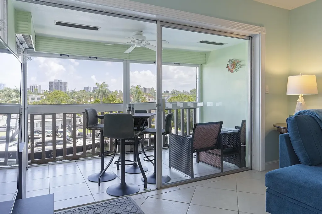 455 Paradise Isle Boulevard Hallandale Beach FL 33009