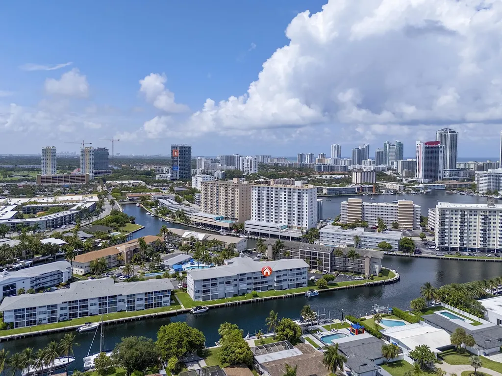 455 Paradise Isle Boulevard Hallandale Beach FL 33009