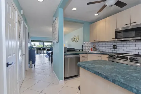 455 Paradise Isle Boulevard Hallandale Beach FL 33009