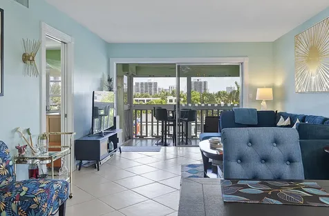 455 Paradise Isle Boulevard Hallandale Beach FL 33009