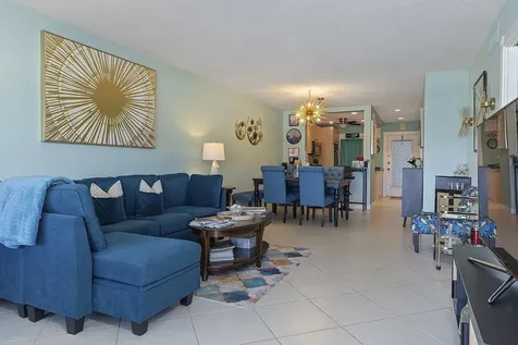 455 Paradise Isle Boulevard Hallandale Beach FL 33009