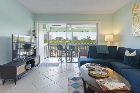 455 Paradise Isle Boulevard Hallandale Beach FL 33009