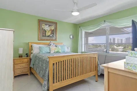 455 Paradise Isle Boulevard Hallandale Beach FL 33009