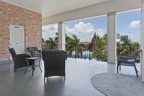 455 Paradise Isle Boulevard Hallandale Beach FL 33009
