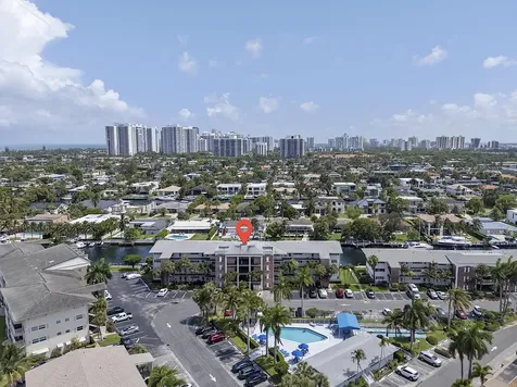 455 Paradise Isle Boulevard Hallandale Beach FL 33009