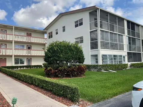 189 E Preston Way Boca Raton FL 33434