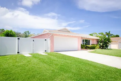 613 Oak Terrace Jupiter FL 33458