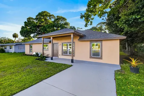 2807 Placid Avenue Fort Pierce FL 34982