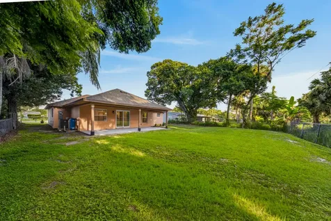 2807 Placid Avenue Fort Pierce FL 34982
