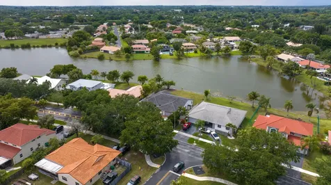 5791 Hawkes Bluff Avenue Davie FL 33331