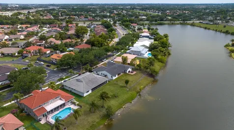 5791 Hawkes Bluff Avenue Davie FL 33331