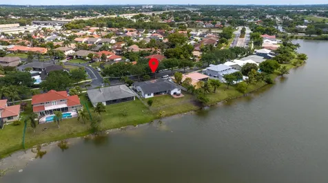 5791 Hawkes Bluff Avenue Davie FL 33331