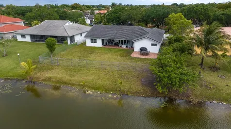 5791 Hawkes Bluff Avenue Davie FL 33331
