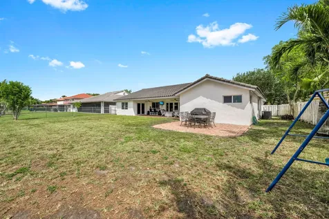 5791 Hawkes Bluff Avenue Davie FL 33331
