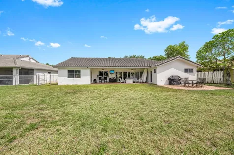 5791 Hawkes Bluff Avenue Davie FL 33331