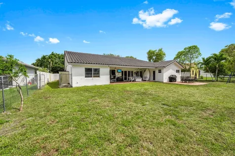 5791 Hawkes Bluff Avenue Davie FL 33331