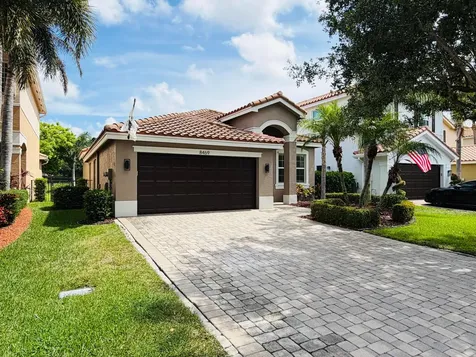 8469 Calabria Lakes Drive Boynton Beach FL 33473