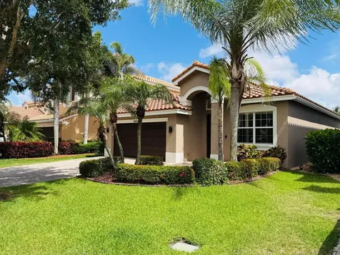 8469 Calabria Lakes Drive Boynton Beach FL 33473