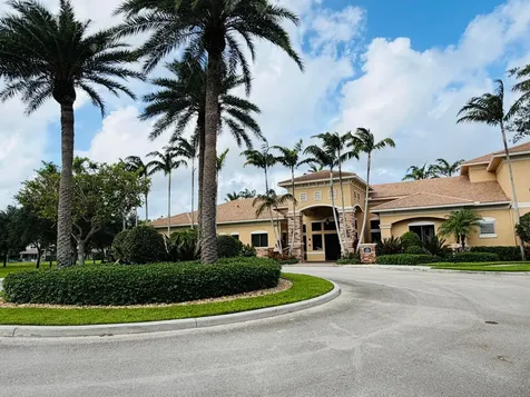 8469 Calabria Lakes Drive Boynton Beach FL 33473