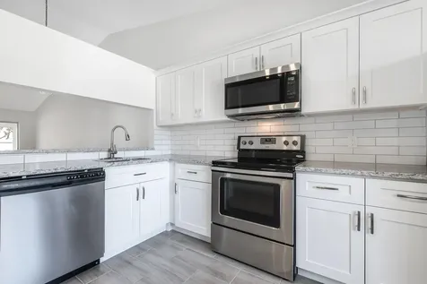 140 S Moccasin Trail Trail S Jupiter FL 33458