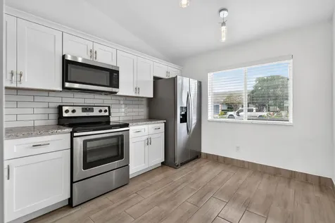 140 S Moccasin Trail Trail S Jupiter FL 33458