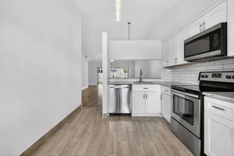 140 S Moccasin Trail Trail S Jupiter FL 33458