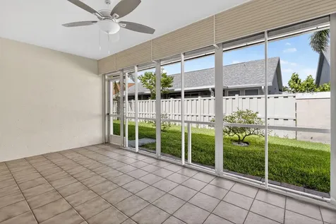 140 S Moccasin Trail Trail S Jupiter FL 33458