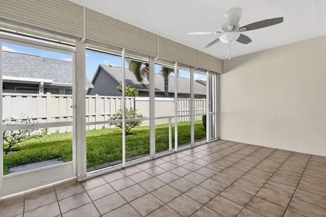 140 S Moccasin Trail Trail S Jupiter FL 33458