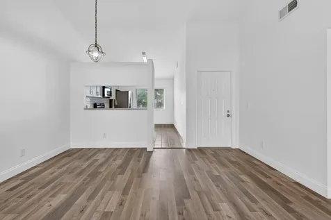 140 S Moccasin Trail Trail S Jupiter FL 33458