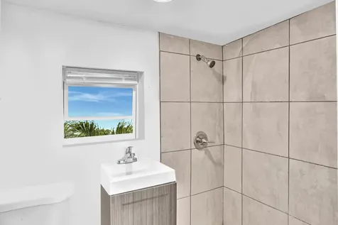 1713 NW 76th Terrace Miami FL 33147