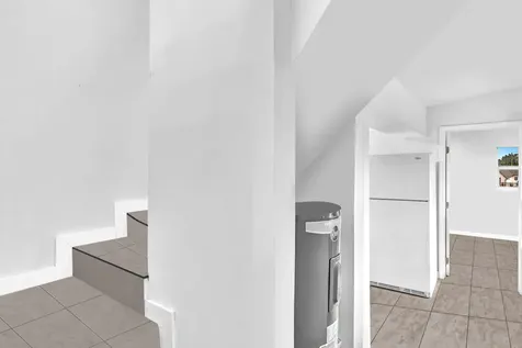 1713 NW 76th Terrace Miami FL 33147