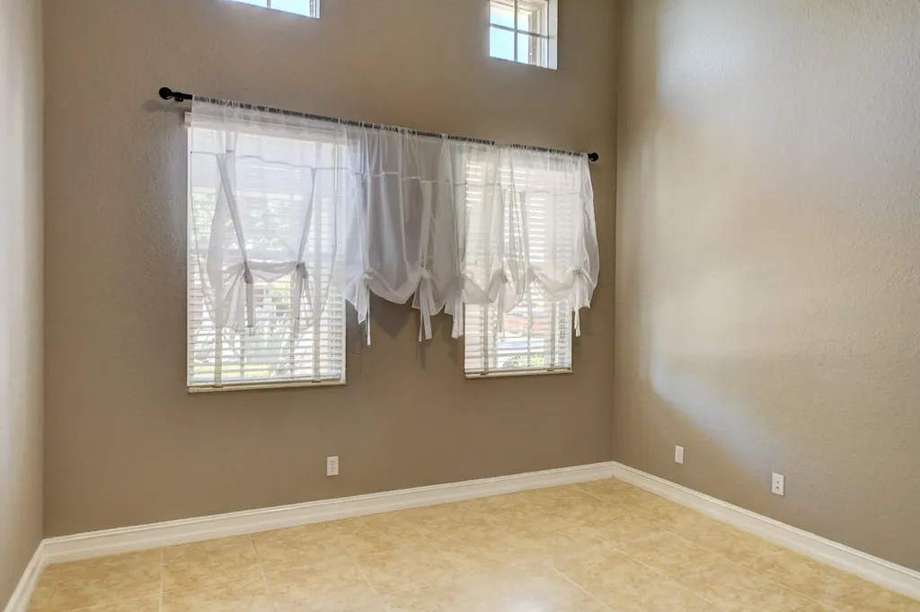 8197 NW 107th Lane Parkland FL 33076