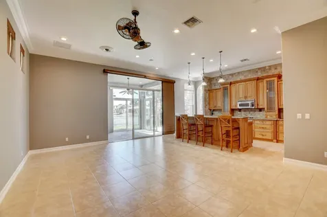8197 NW 107th Lane Parkland FL 33076