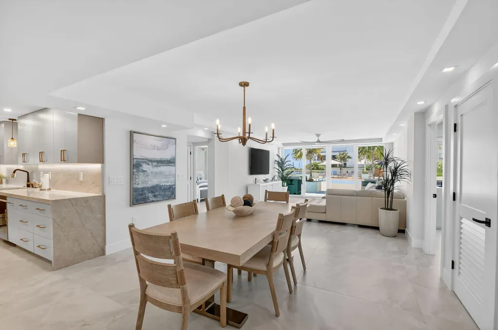 3546 S Ocean Boulevard South Palm Beach FL 33480