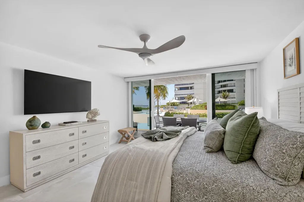3546 S Ocean Boulevard South Palm Beach FL 33480